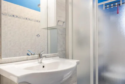 Apartamento inteiro em Via Ambrogio Strada, imagem 13 de 28