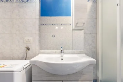 Apartamento inteiro em Via Ambrogio Strada, imagem 14 de 28