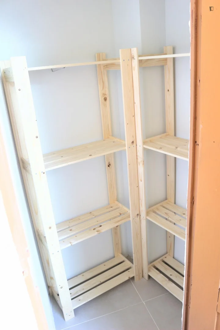 bölgesinde uygun konuma sahip ekonomik öğrenci odası
