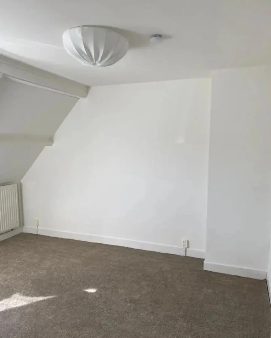 Chambre d'étudiant économique avec emplacement pratique dans 