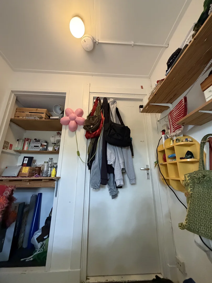 Quarto amigo do estudante em  com comodidades modernas