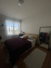 Entire apartment at Portenstraße, image 4 of 8
