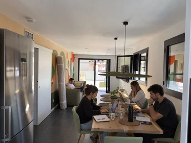 Private room at Carrer de García Lorca, image 11 of 19