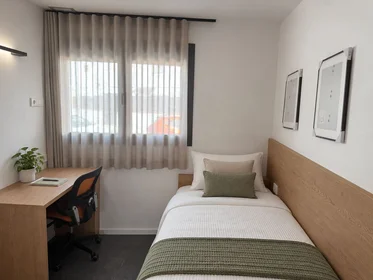 Private room at Carrer de García Lorca, image 18 of 19
