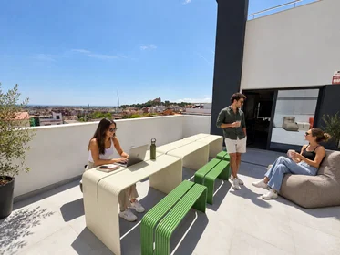 Private room at Carrer de García Lorca, image 4 of 21