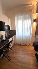 Estudio en Via Farsaglia, imagen 10 de 22