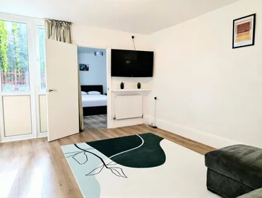 Entire apartment at Kirwyn Way 18, image 2 of 18