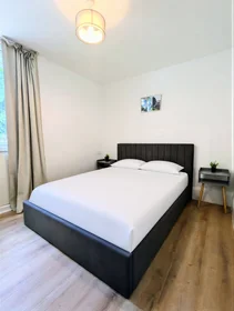 Entire apartment at Kirwyn Way 18, image 11 of 18