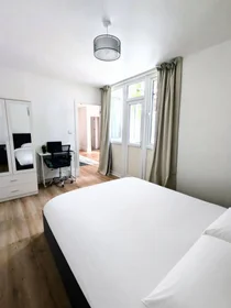 Entire apartment at Kirwyn Way 18, image 12 of 18