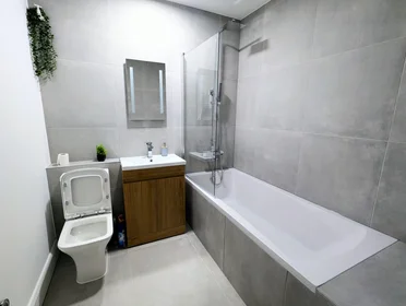 Entire apartment at Kirwyn Way 18, image 18 of 18