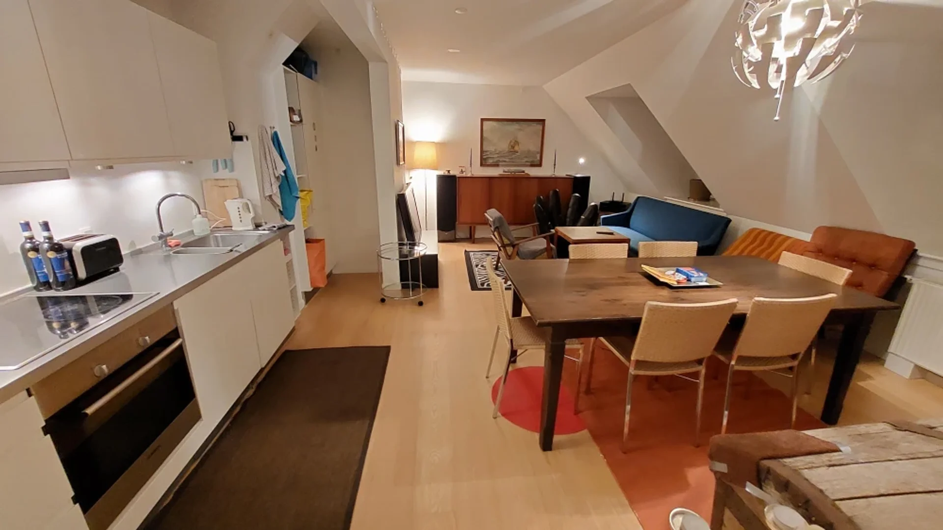 Budget-friendly student room close to campus in 