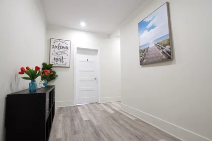 Apartamento inteiro em Boulevard Décarie 4586, imagem 9 de 24