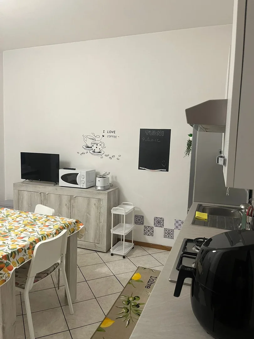 Budget-friendly student room close to campus in