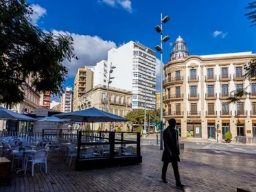 Appartamento intero in Calle Antonio Vico 1, immagine 13 di 15