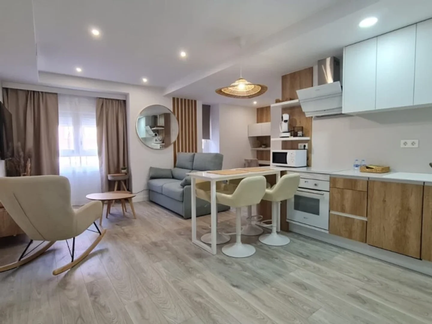 Calle Costa del Sol 26