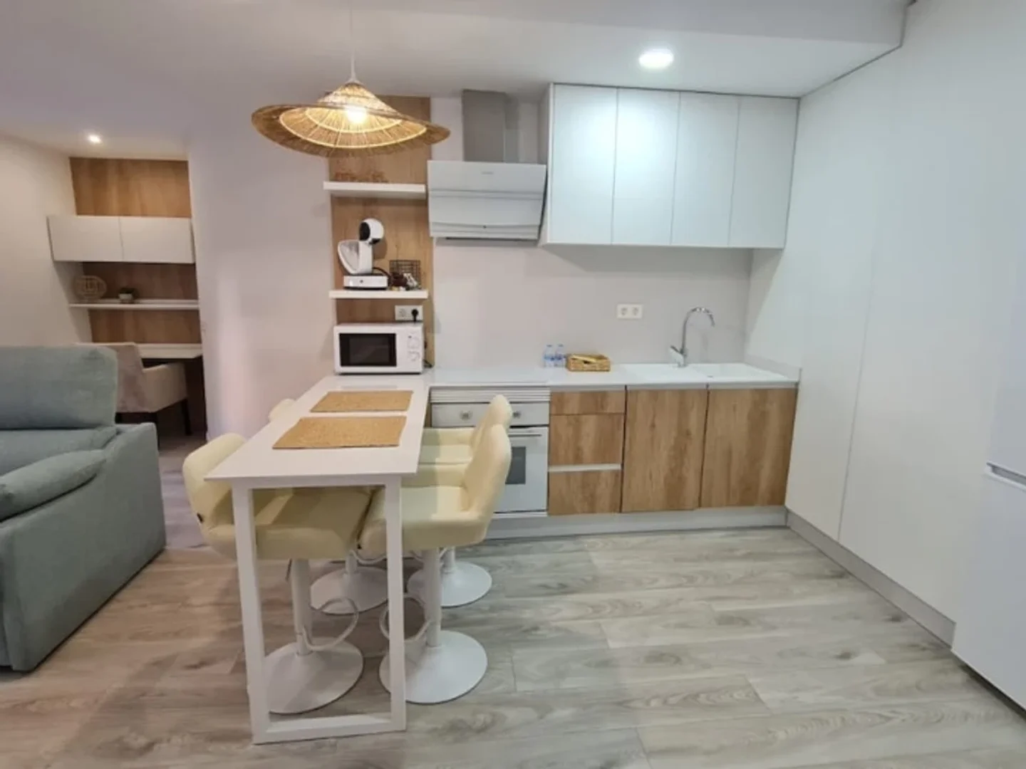 Calle Costa del Sol 26