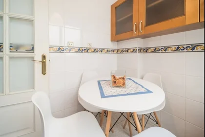 Appartamento intero in Calle Santos Zárate 10, immagine 2 di 16