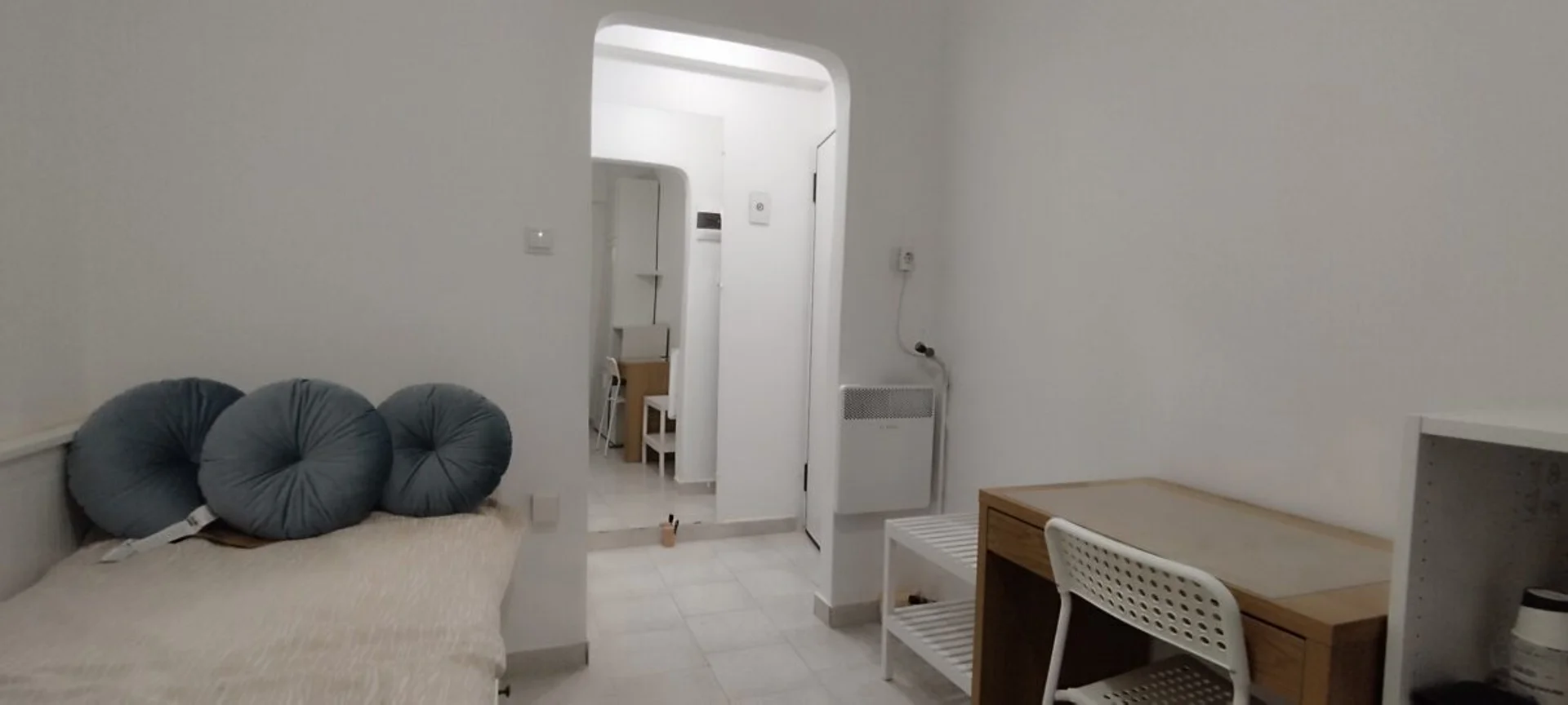 Abgeschlossenes Studio für Studenten im Zentrum von 