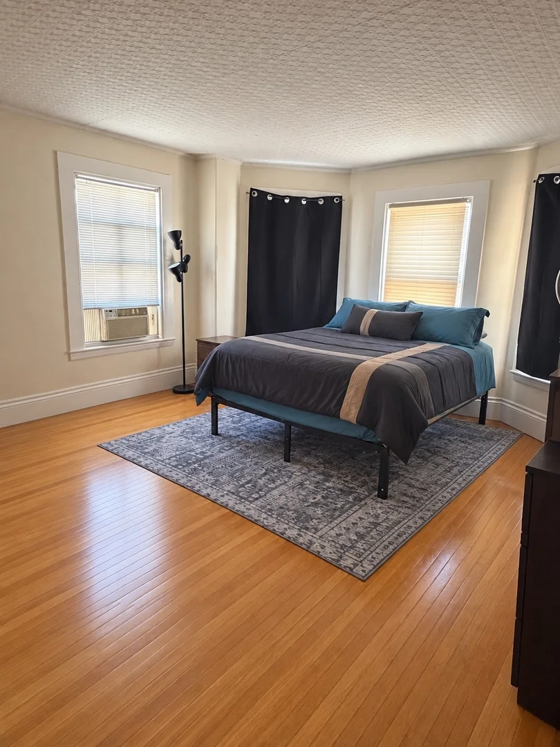 2301, Massachusetts Ave., Unit 2, North Cambridge, Cambridge, MA, 02140