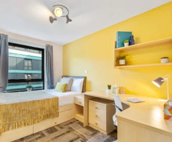 Private room at Burley Rd, Woodhouse, Leeds LS3 1JG, United Kingdom, image 1 of 10