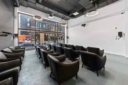 Apartamento inteiro em residência em 1430 City Councillors St, Montreal, QC H3B 1B4, Canada , imagem 17 de 31
