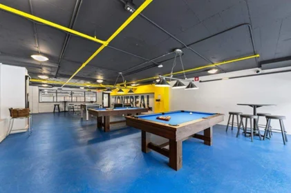 Apartamento inteiro em residência em 1430 City Councillors St, Montreal, QC H3B 1B4, Canada , imagem 21 de 31