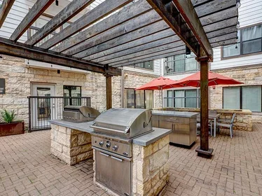 Stüdyo daire Ikamet yerinde konumu 706 W Martin Luther King Jr Blvd, Austin, TX 78701, United States, 22 28 görüntüsü