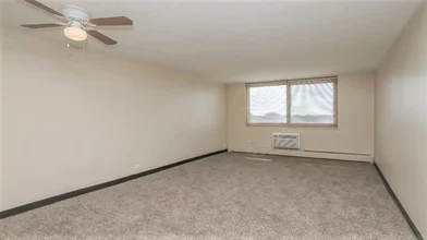 Privatzimmer in der South Cottage Grove Avenue, bild 11 von 16