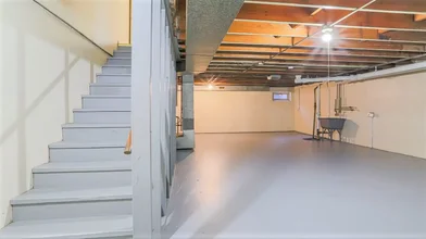 Monolocale in South Cottage Grove Avenue, immagine 7 di 16
