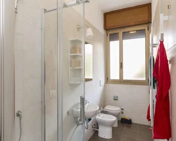 Özel oda konumu Viale Giovanni Vicini, 33 49 görüntüsü