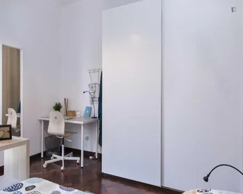 Habitación privada en Viale Giovanni Vicini, imagen 6 de 42