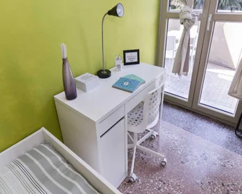 Habitación privada en Viale Giovanni Vicini, imagen 1 de 10
