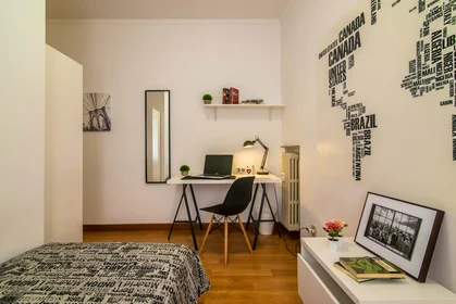 Quarto privado em Corso del Popolo, 35131 Padova PD, Italy, imagem 3 de 13