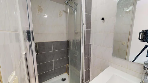 Prywatny pokój 35 Rue du Marquisat, 59100 Roubaix, France, obraz 15 19