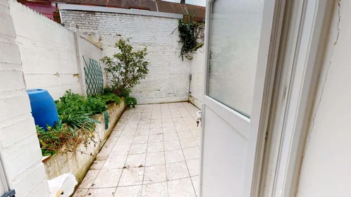 Prywatny pokój 35 Rue du Marquisat, 59100 Roubaix, France, obraz 19 19