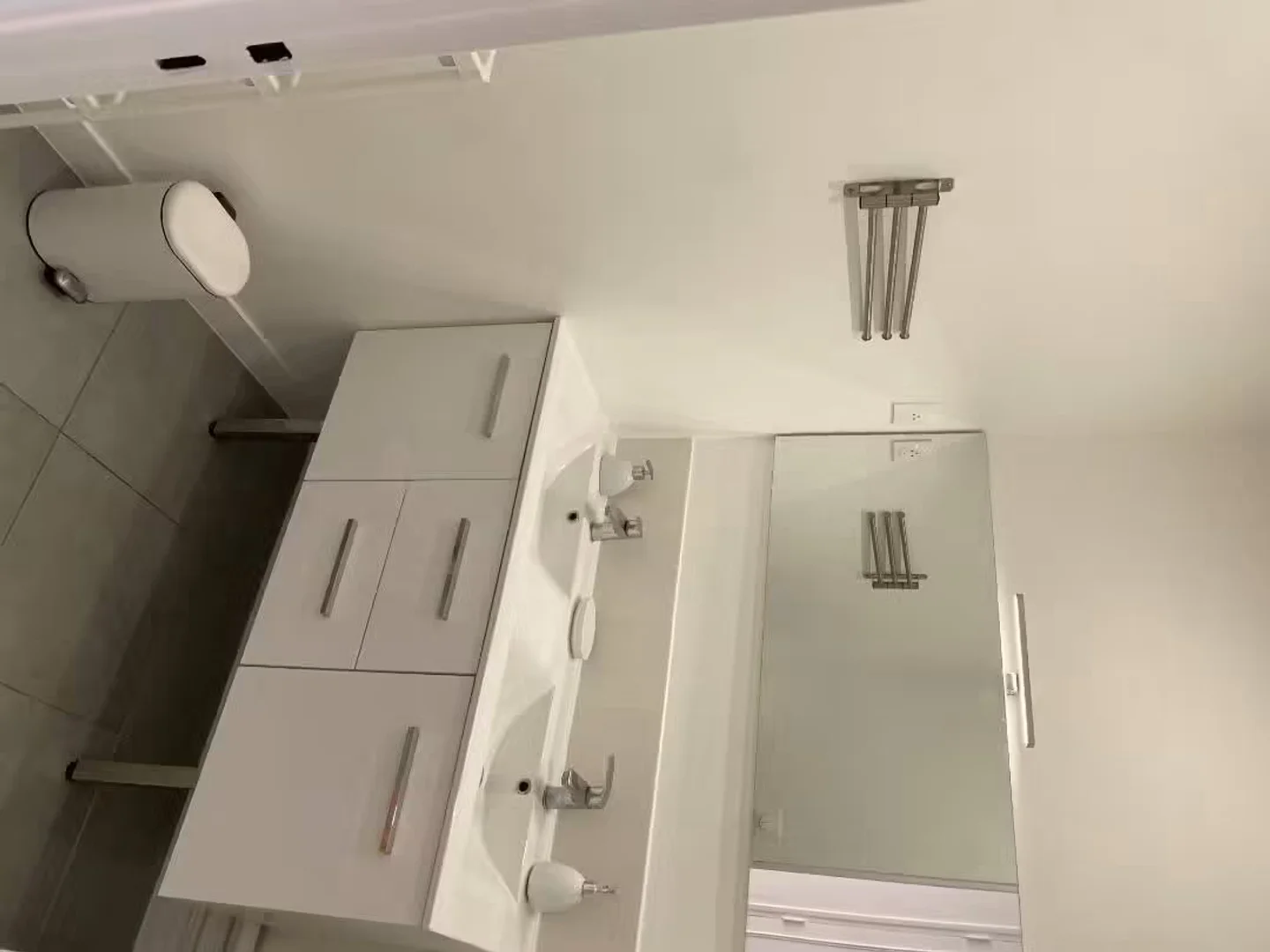Habitación estudiantil económica con ubicación conveniente en 