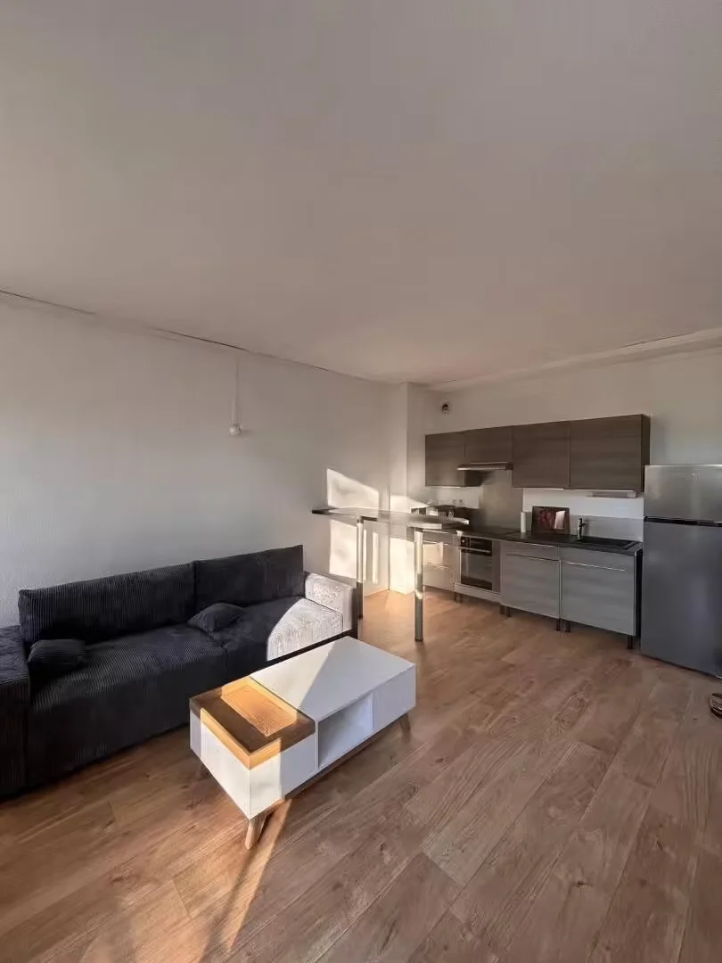 Komfortables und geräumiges Studentenzimmer in 