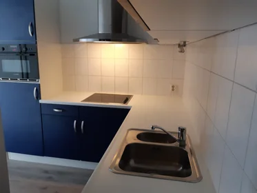 Entire apartment at St. Annastraat, image 1 of 4