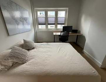 Habitación privada en Prins Hendrikstraat, imagen 1 de 3