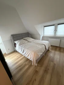 Entire apartment at Rellinghauser Straße, image 14 of 16
