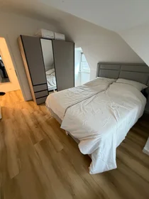 Entire apartment at Rellinghauser Straße, image 15 of 16