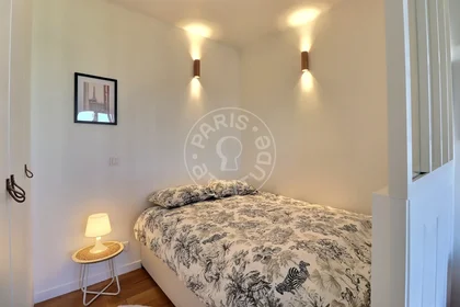 Entire apartment at Villa Paul Verlaine, image 15 of 17