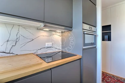 Entire apartment at Villa Paul Verlaine, image 10 of 17