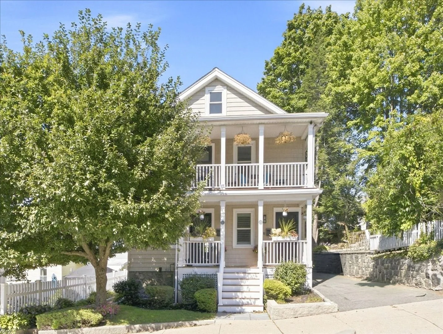 105, Child St., Unit 2, Hyde Park, Boston, MA, 02136