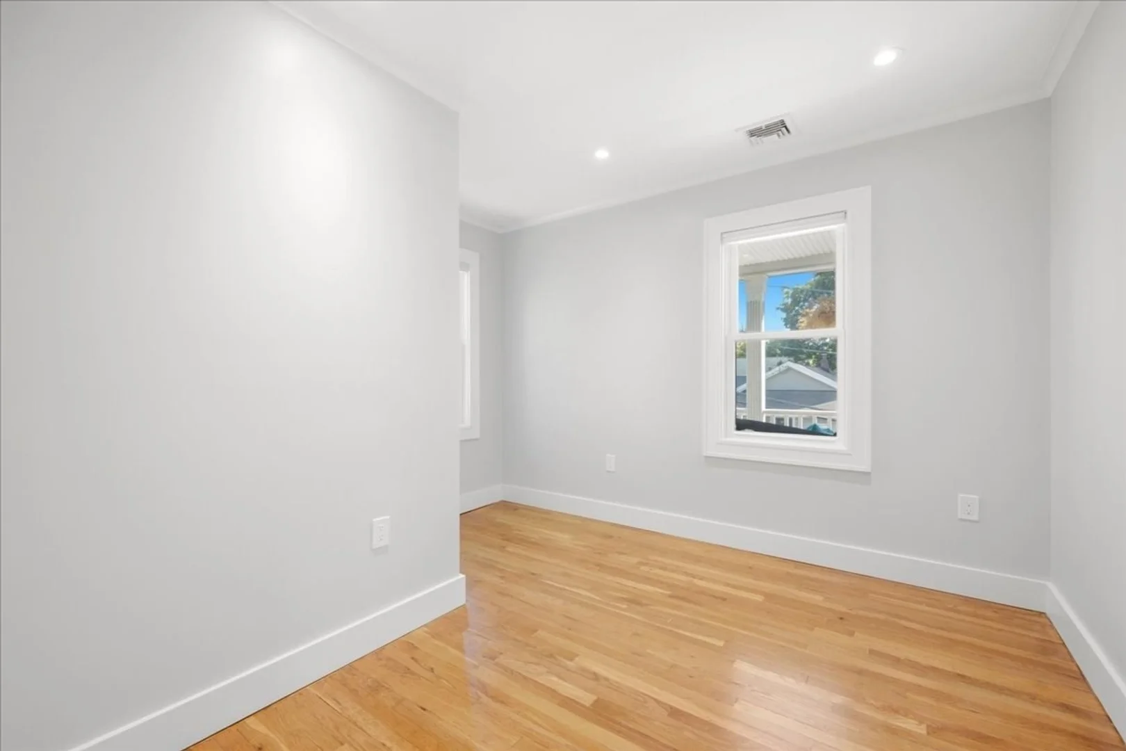 105, Child St., Unit 2, Hyde Park, Boston, MA, 02136