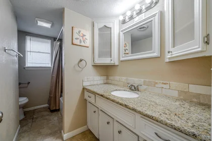 Appartamento intero in Street, TX, Houston, United States, 77088, immagine 1 di 10