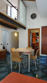 Chambre privée à Via Indipendenza, Centro Storico, image 8 de 10