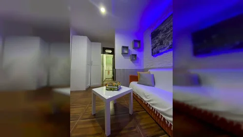 Całe miejsce Vico Egiziaca a Pizzofalcone, San Ferdinando, obraz 4 5