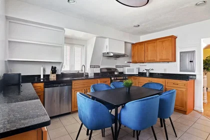 Appartamento intero in Royal Street, Lower Allston, immagine 4 di 10