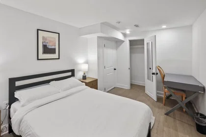Appartamento con 3 camere da letto a {area}